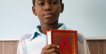 Afrika Sudan'da 200 Adet Kuran-ı Kerimi Talebelere Dağıttık