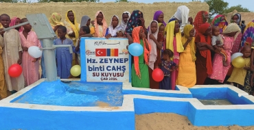Afrika Çad'ta  Hz. Zeynep Binti  Cahş (r.anha) Su Kuyusu Açtık